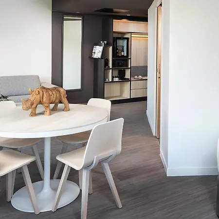 Otel Innside By Melia Paris Charles De Gaulle