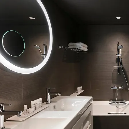 Innside By Melia Paris Charles De Gaulle Otel 4*