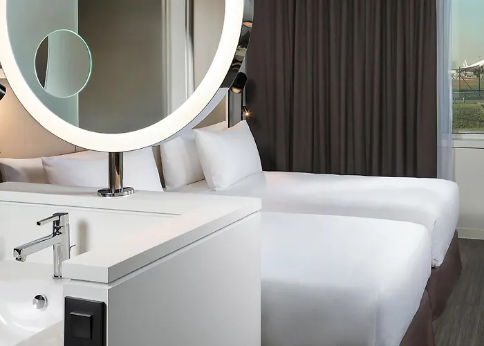 ホテル Innside By Melia Paris Charles De Gaulle 4*